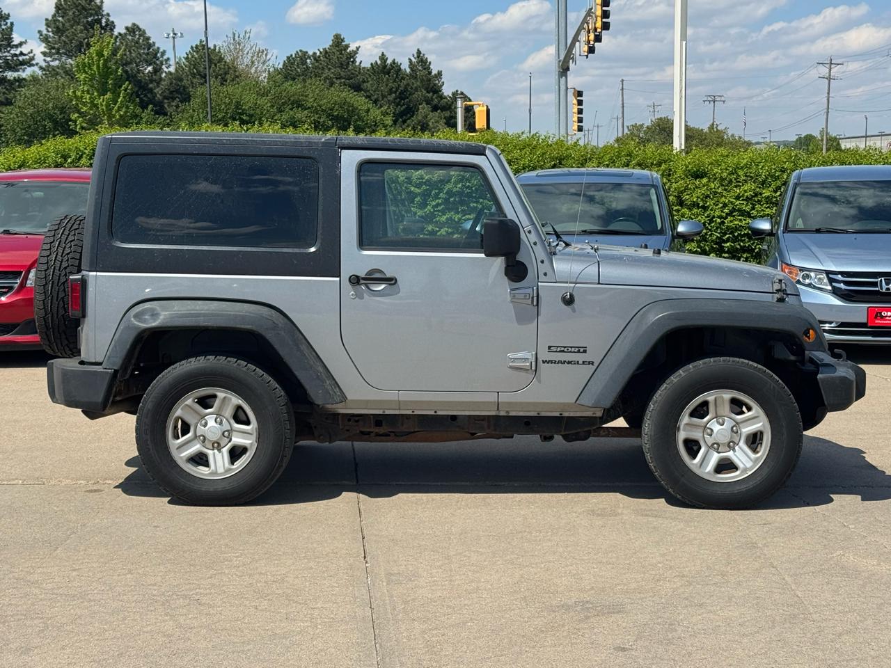 Jeep Wrangler 4WD 2dr Sport 2013