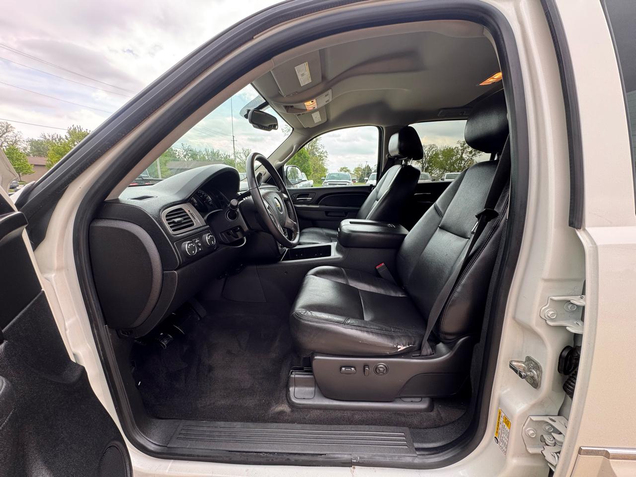 Chevrolet Silverado 1500 4WD Crew Cab 143.5" LTZ 2012