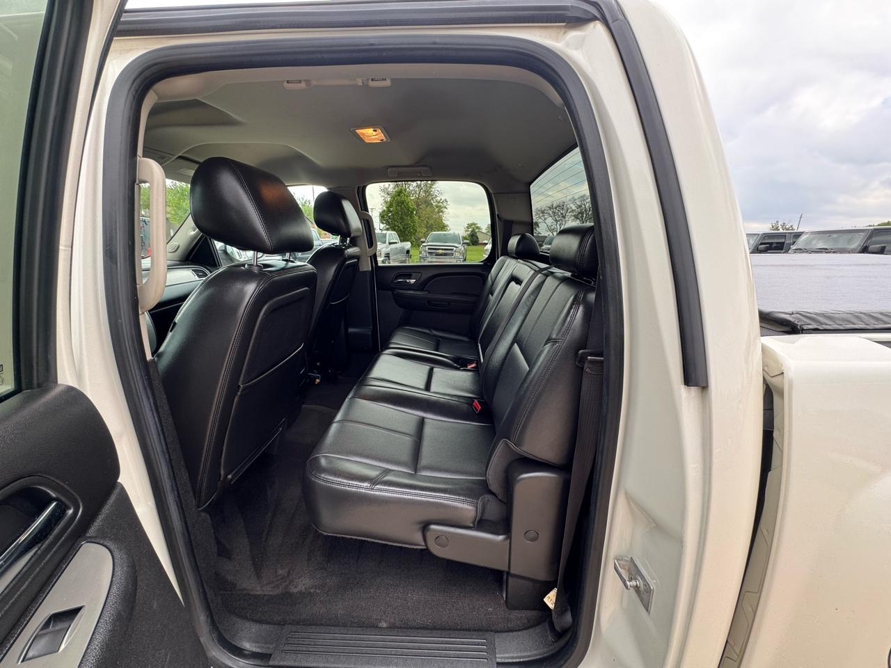 Chevrolet Silverado 1500 4WD Crew Cab 143.5" LTZ 2012