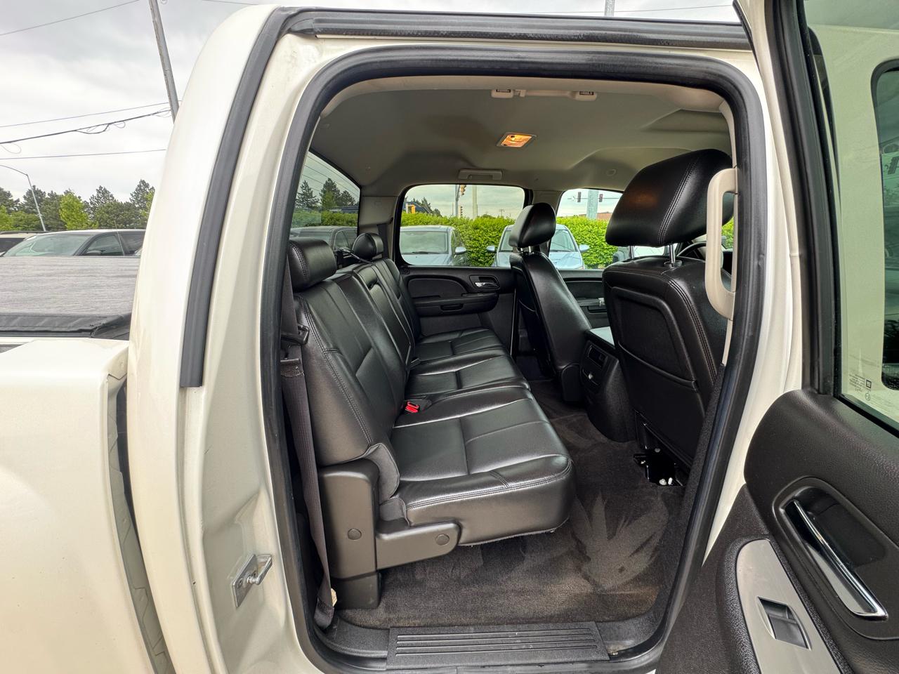 Chevrolet Silverado 1500 4WD Crew Cab 143.5" LTZ 2012
