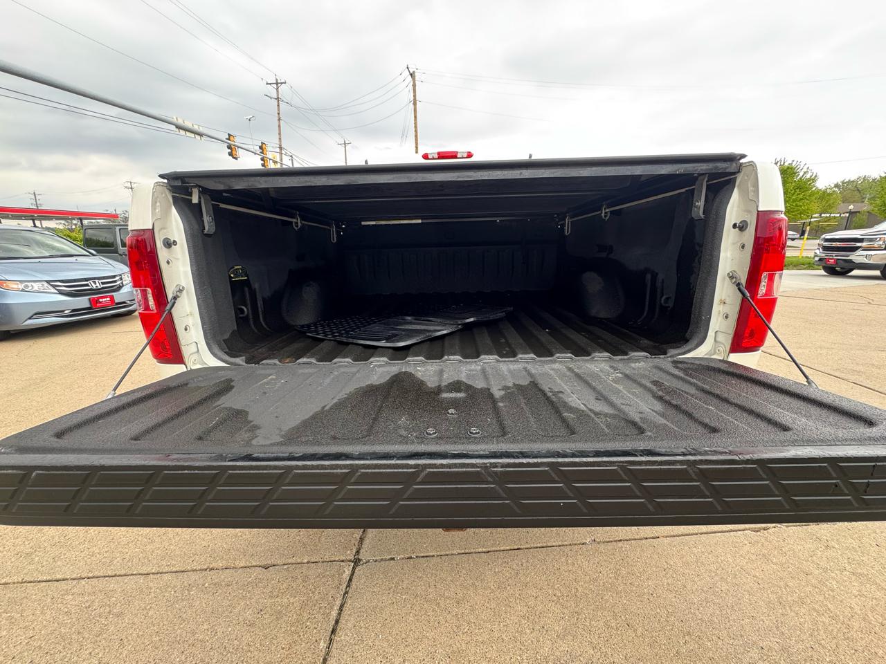 Chevrolet Silverado 1500 4WD Crew Cab 143.5" LTZ 2012