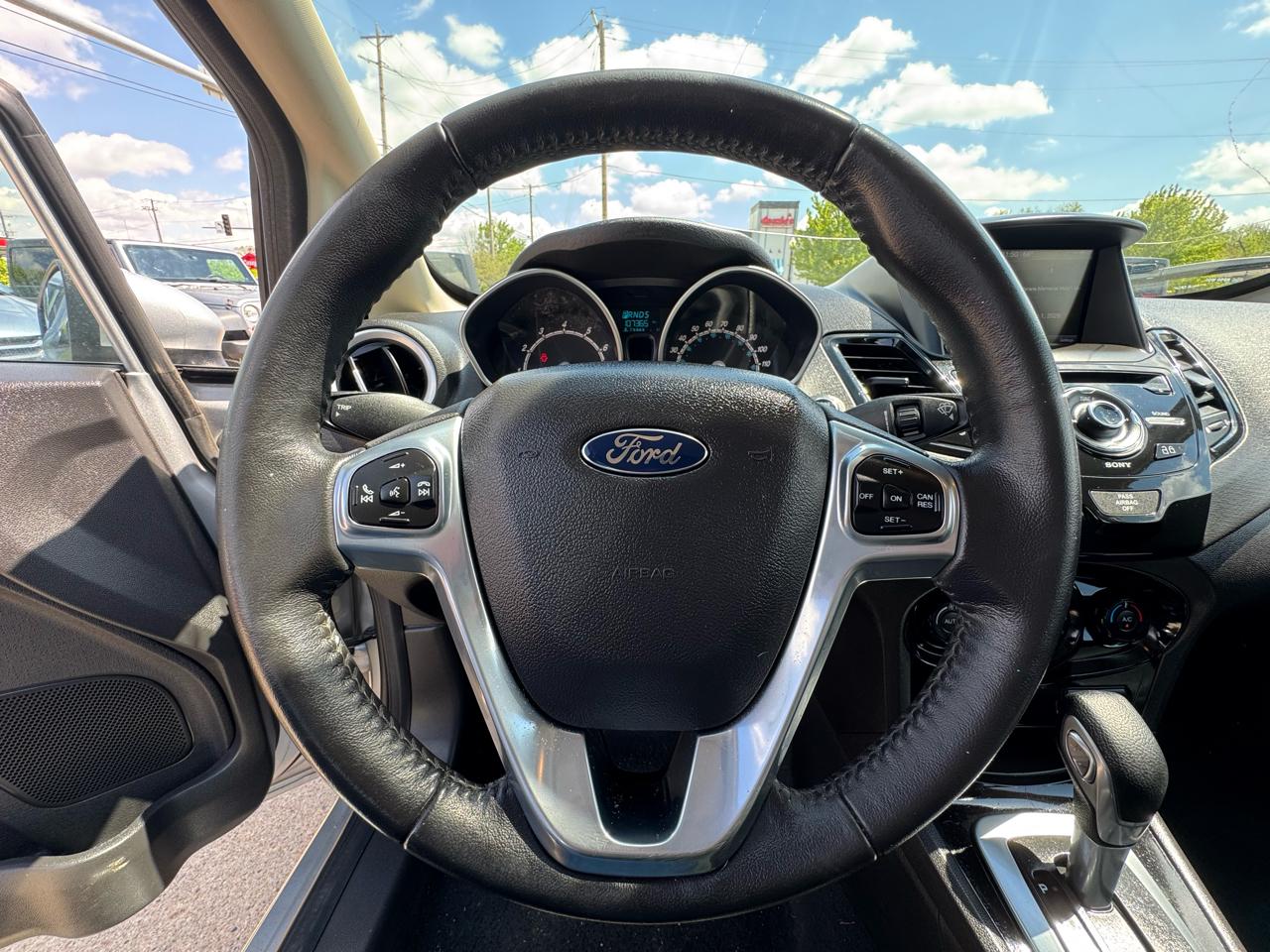 Ford Fiesta 5dr HB Titanium 2015