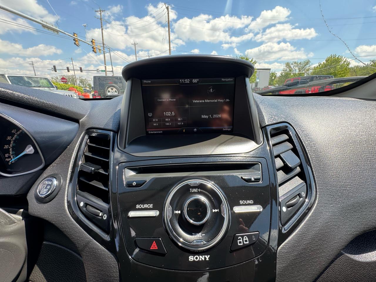 Ford Fiesta 5dr HB Titanium 2015