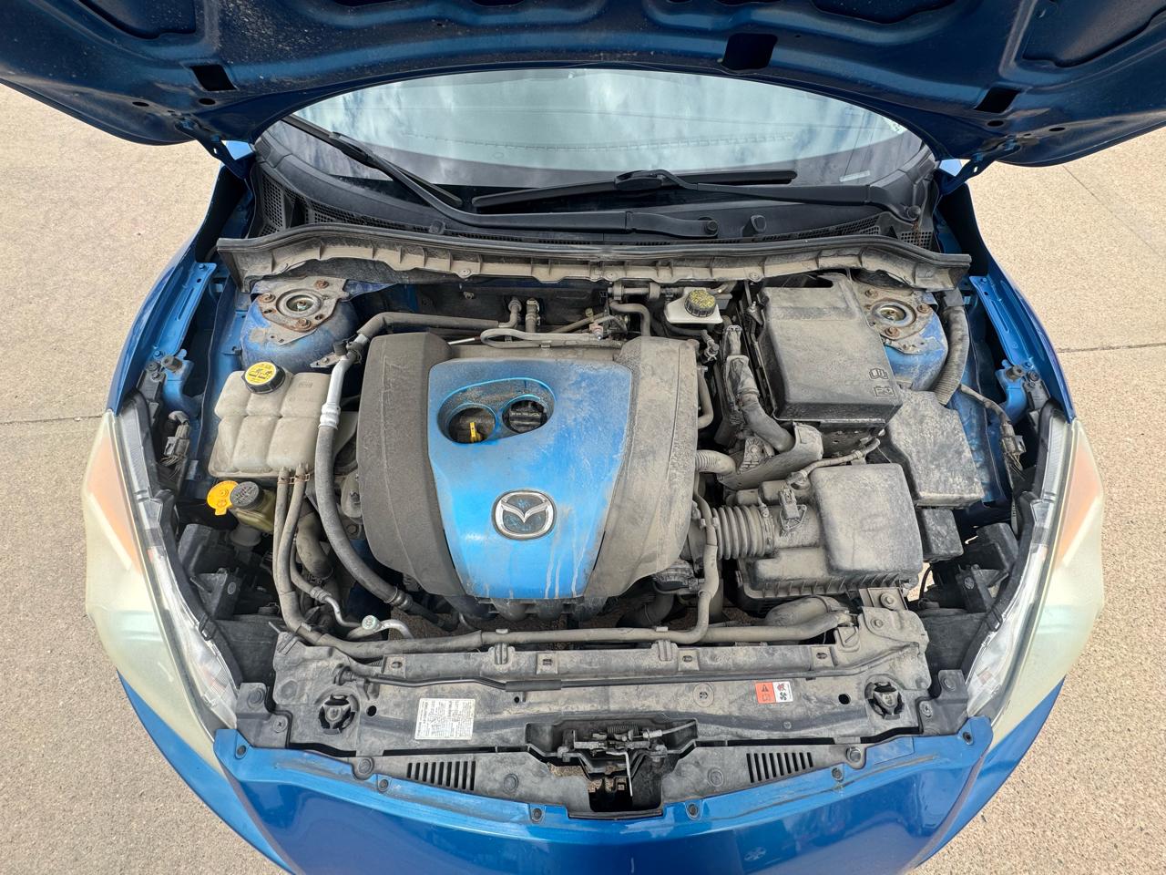 Mazda MAZDA3 4dr Sdn Auto i Touring 2012