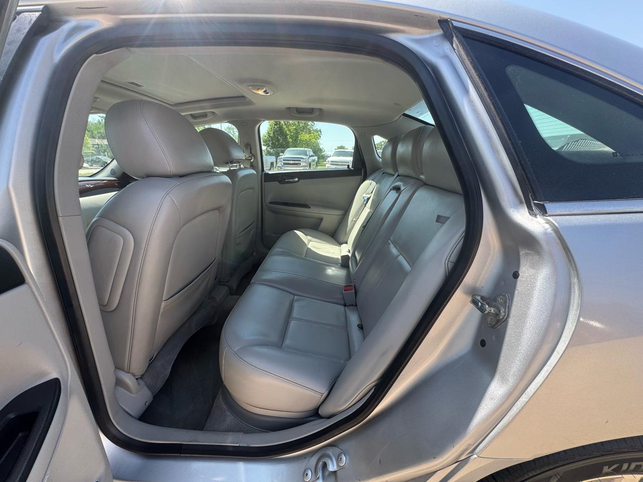 Chevrolet Impala 4dr Sdn LT Fleet 2011