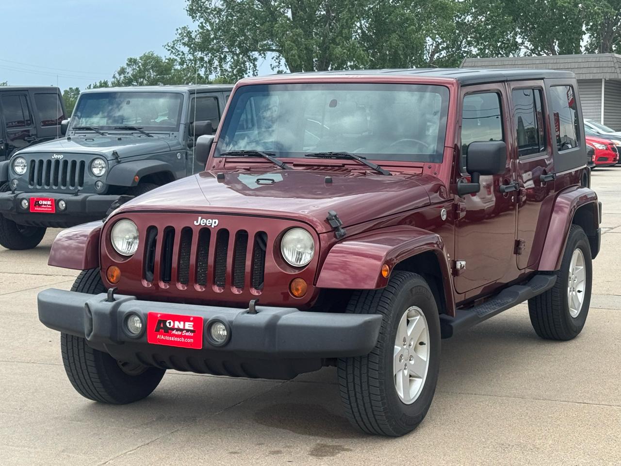 Jeep Wrangler 4WD 4dr Unlimited Sahara 2007