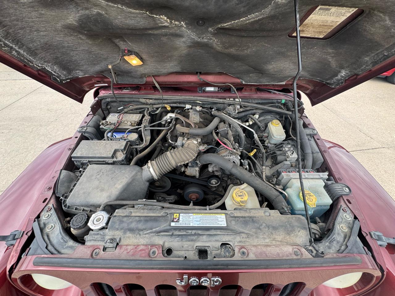 Jeep Wrangler 4WD 4dr Unlimited Sahara 2007
