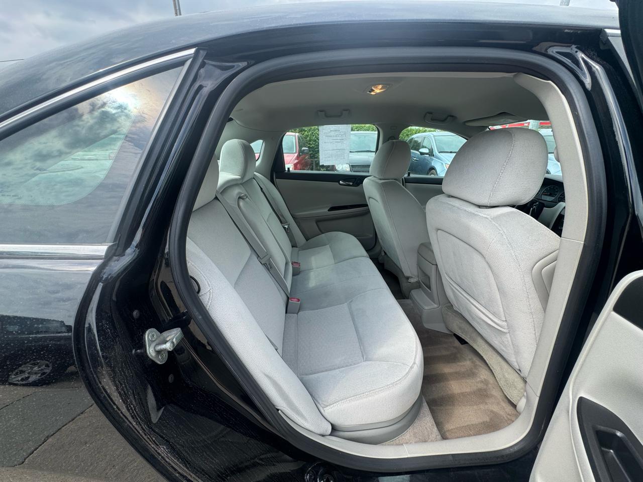 Chevrolet Impala 4dr Sdn LT Fleet 2012