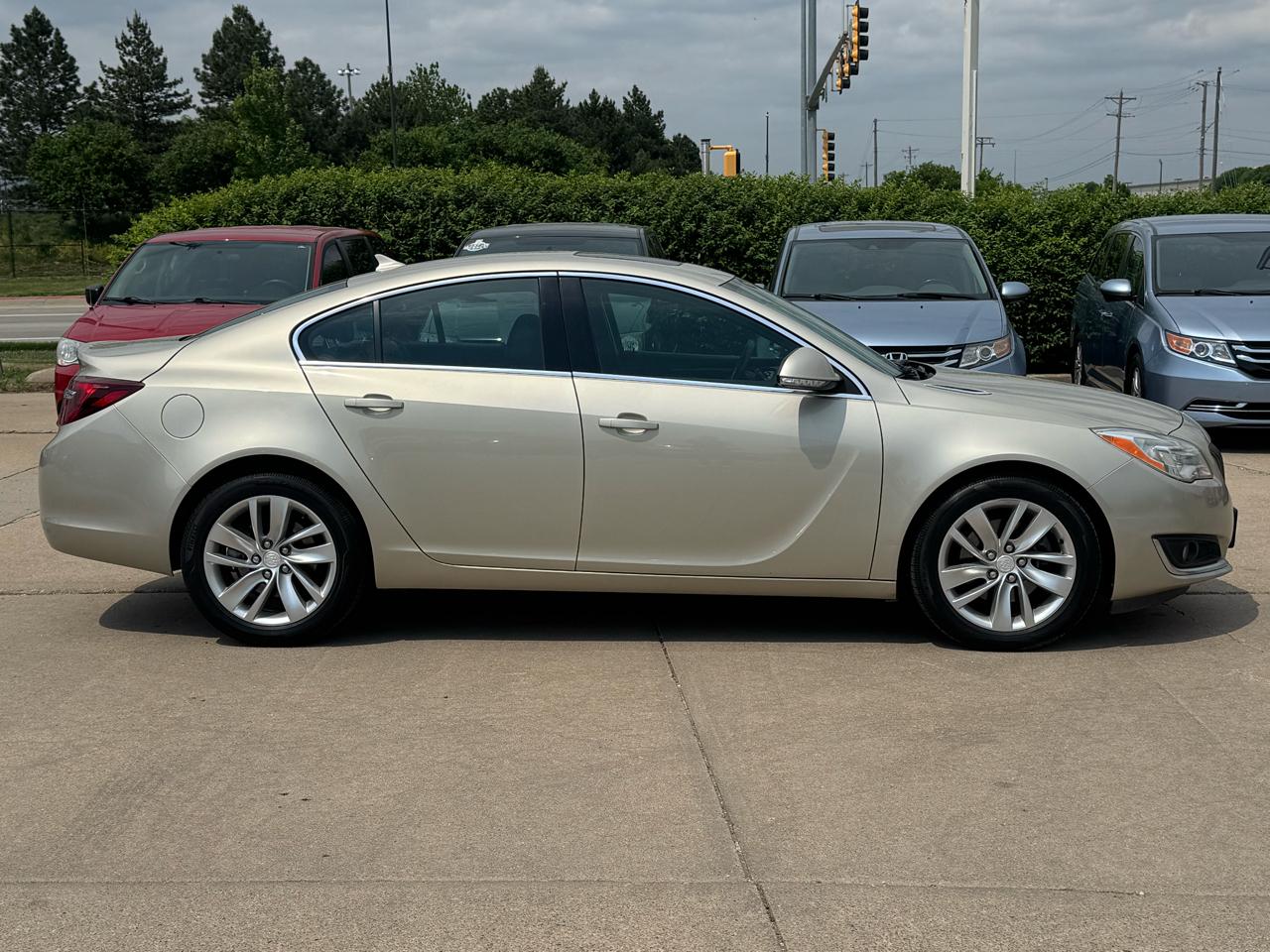 Buick Regal 4dr Sdn FWD 2014