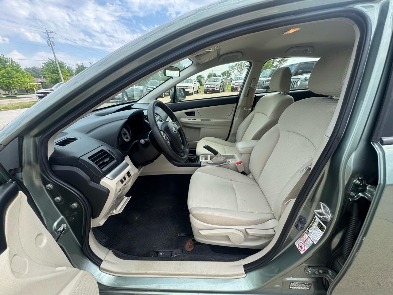 Subaru Impreza Wagon 5dr Man 2.0i 2014