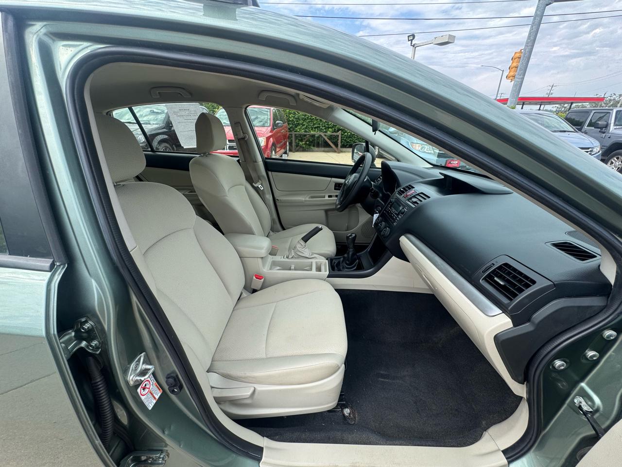 Subaru Impreza Wagon 5dr Man 2.0i 2014