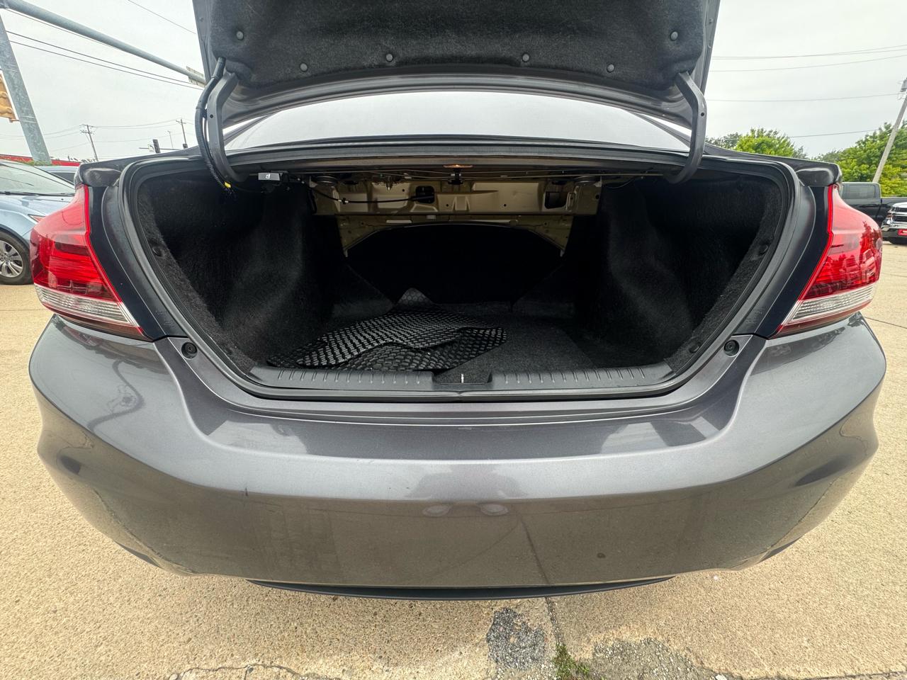 Honda Civic Sedan 4dr CVT LX 2015