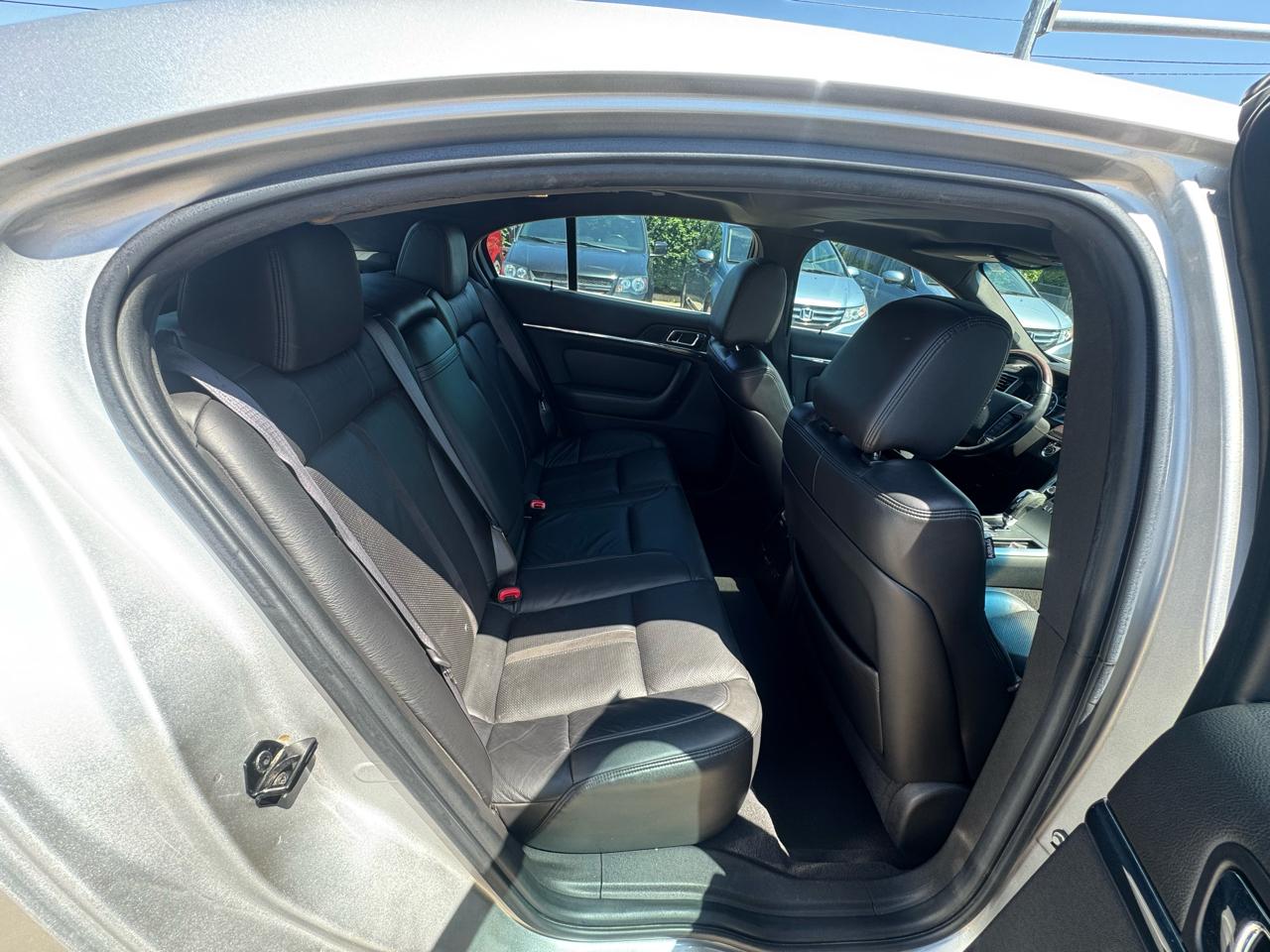 Lincoln MKS 4dr Sdn FWD 2009