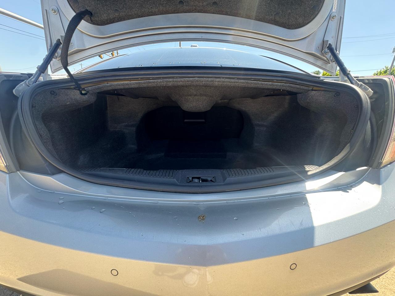 Lincoln MKS 4dr Sdn FWD 2009