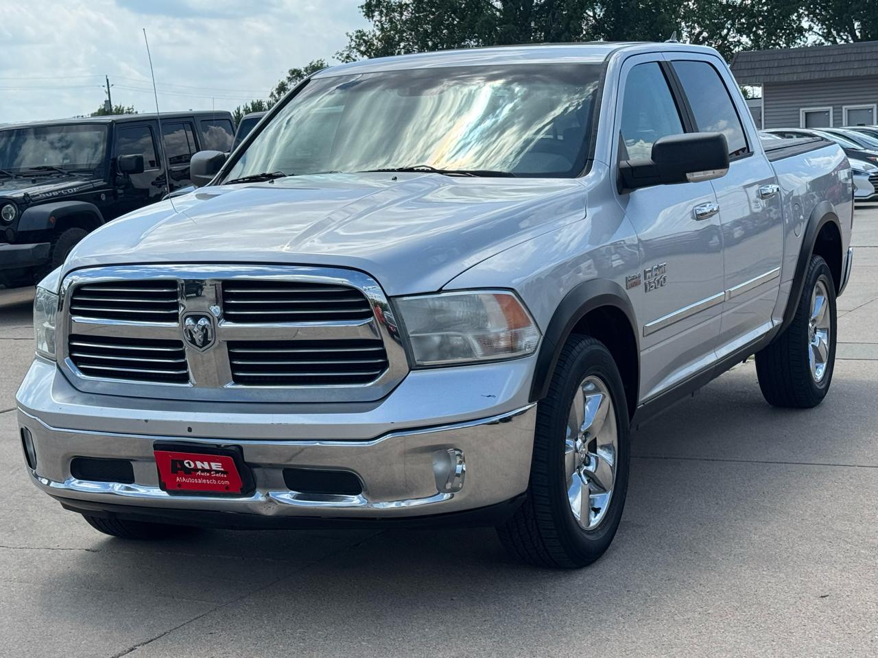 RAM 1500 4WD Crew Cab 140.5" Big Horn 2013
