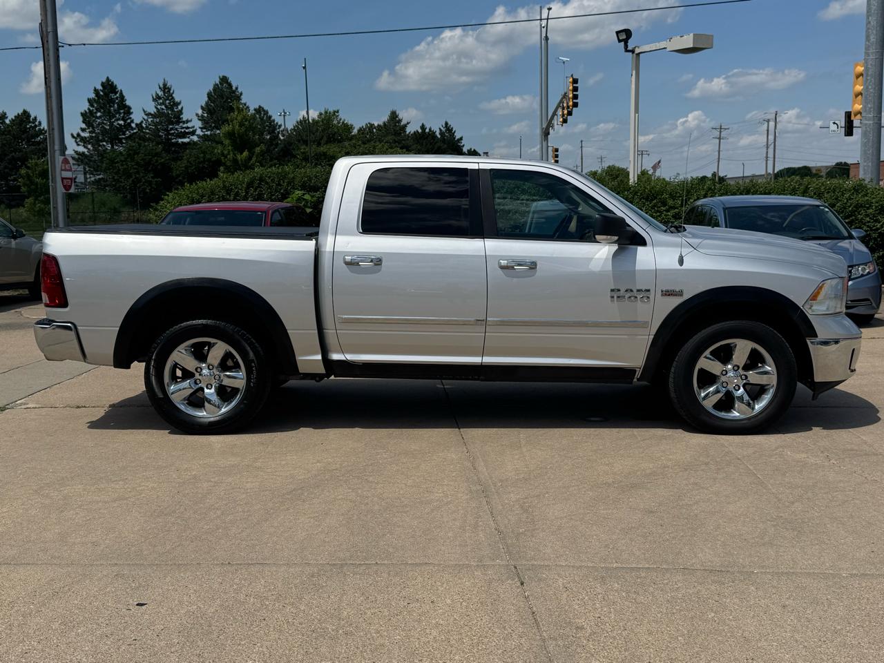 RAM 1500 4WD Crew Cab 140.5" Big Horn 2013
