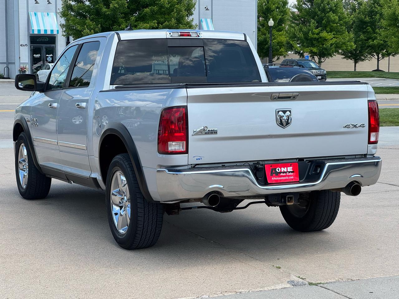 RAM 1500 4WD Crew Cab 140.5" Big Horn 2013