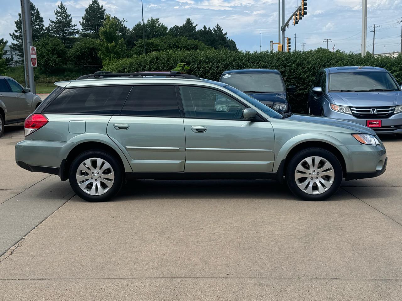 Subaru Outback 4dr H4 Auto Ltd 2009