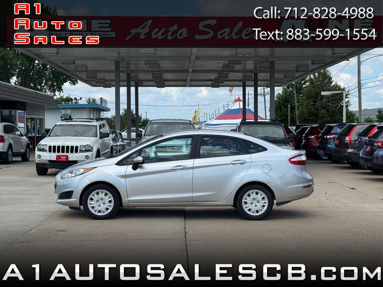 Ford Fiesta 4dr Sdn S 2015