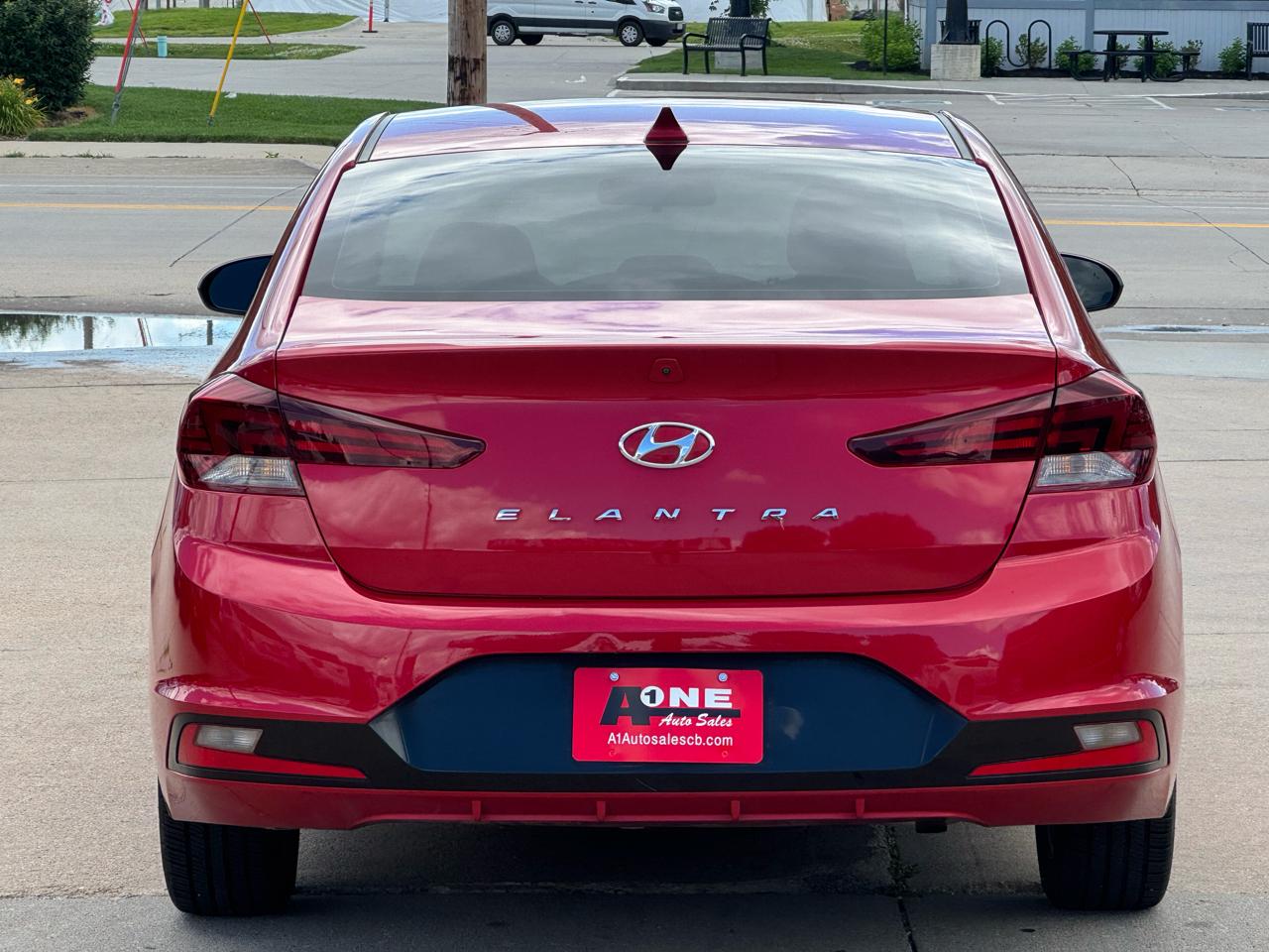 Hyundai Elantra SEL IVT 2020