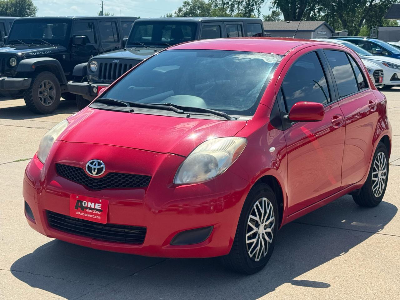 Toyota Yaris 5dr LB Man (Natl) 2010