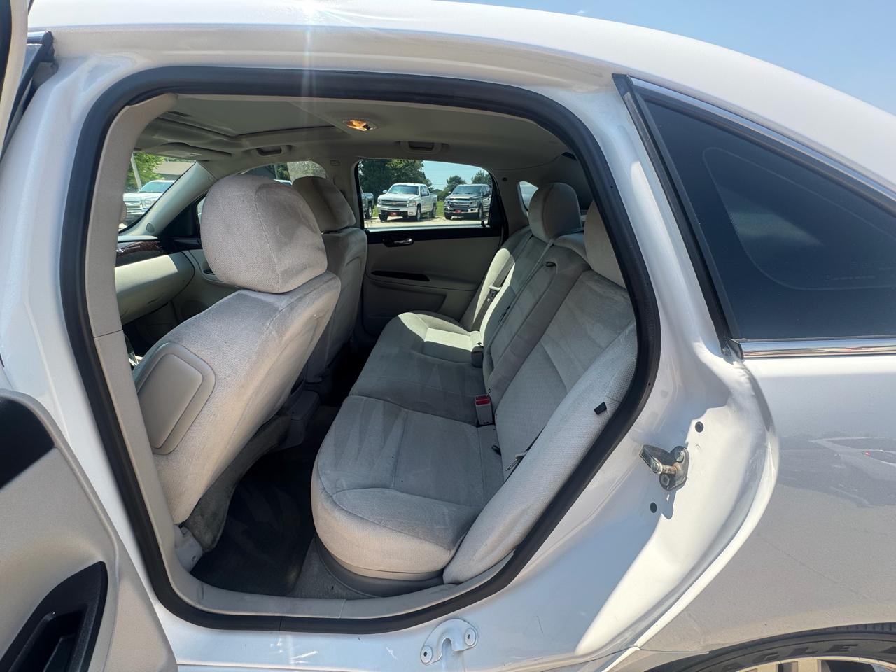 Chevrolet Impala Limited 4dr Sdn LT Fleet 2015