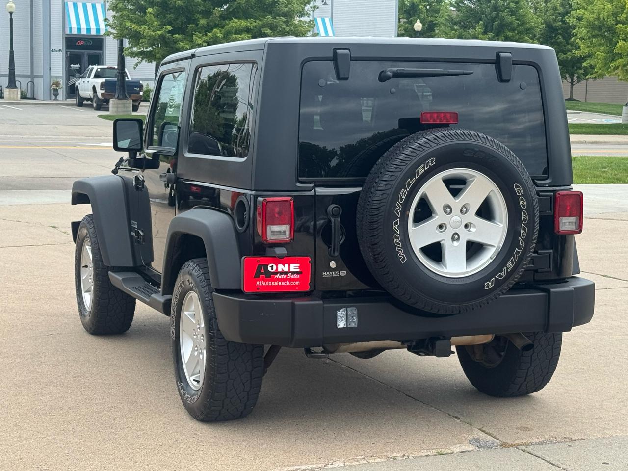 Jeep Wrangler 4WD 2dr Sport 2011