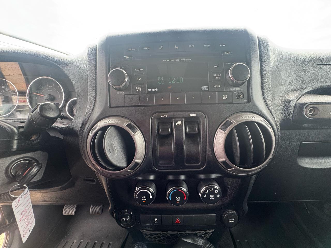 Jeep Wrangler 4WD 2dr Sport 2011