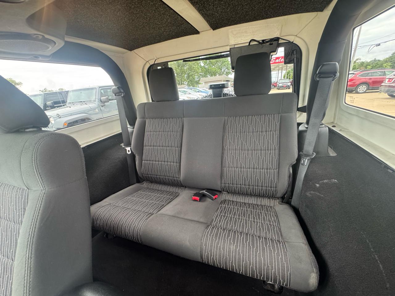 Jeep Wrangler 4WD 2dr Sport 2011