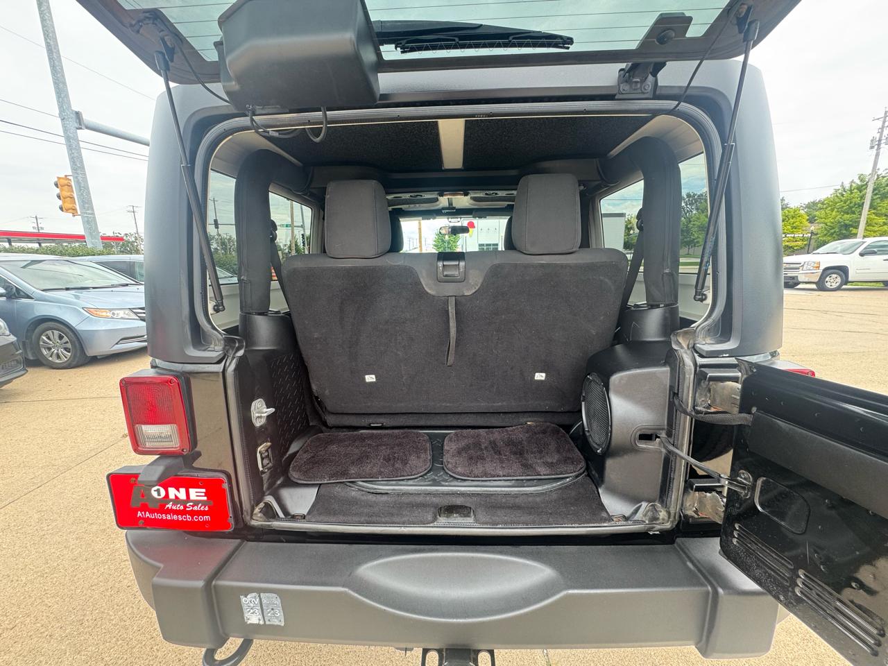Jeep Wrangler 4WD 2dr Sport 2011