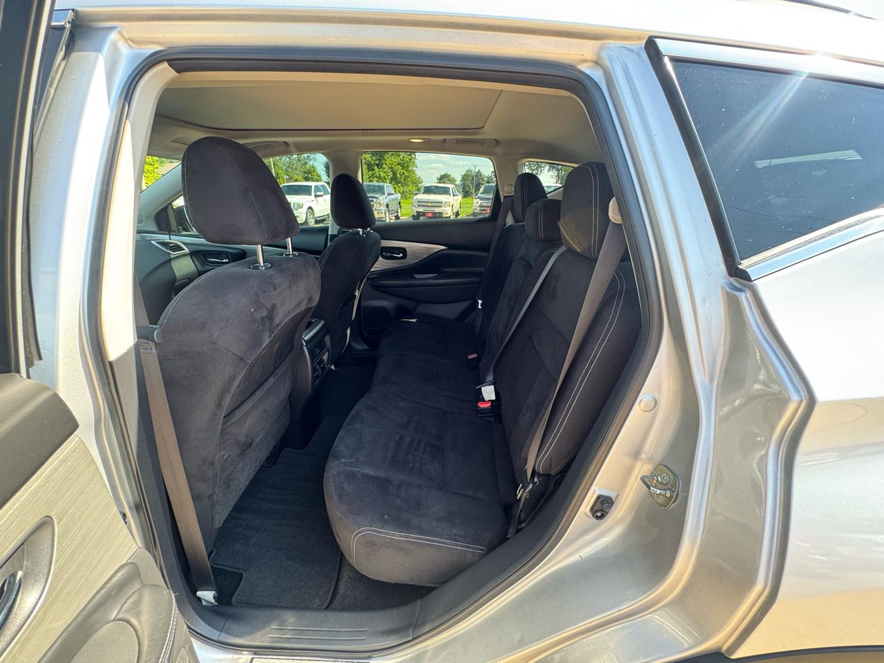 Nissan Murano AWD 4dr SV 2016