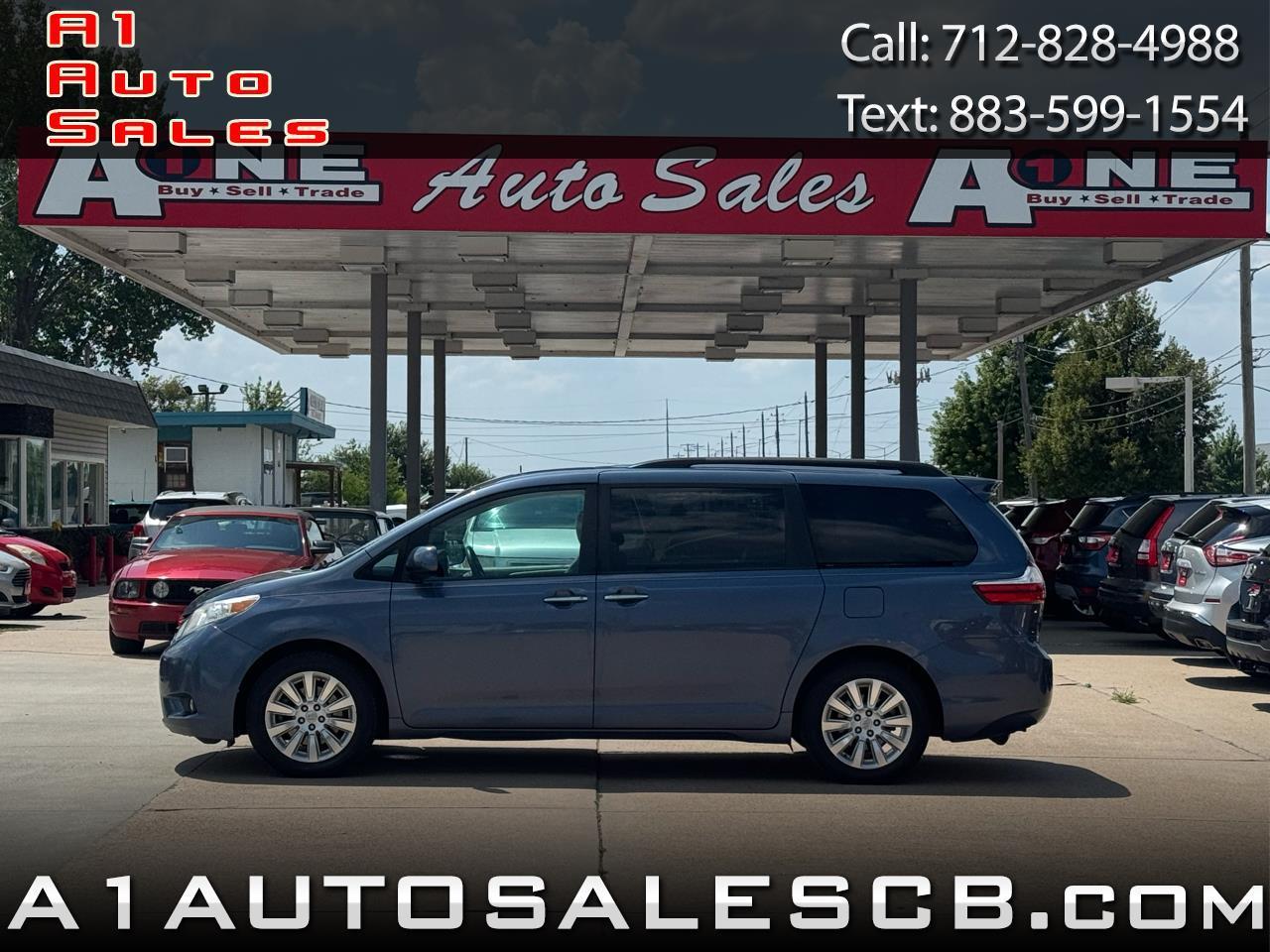 Toyota Sienna  2015