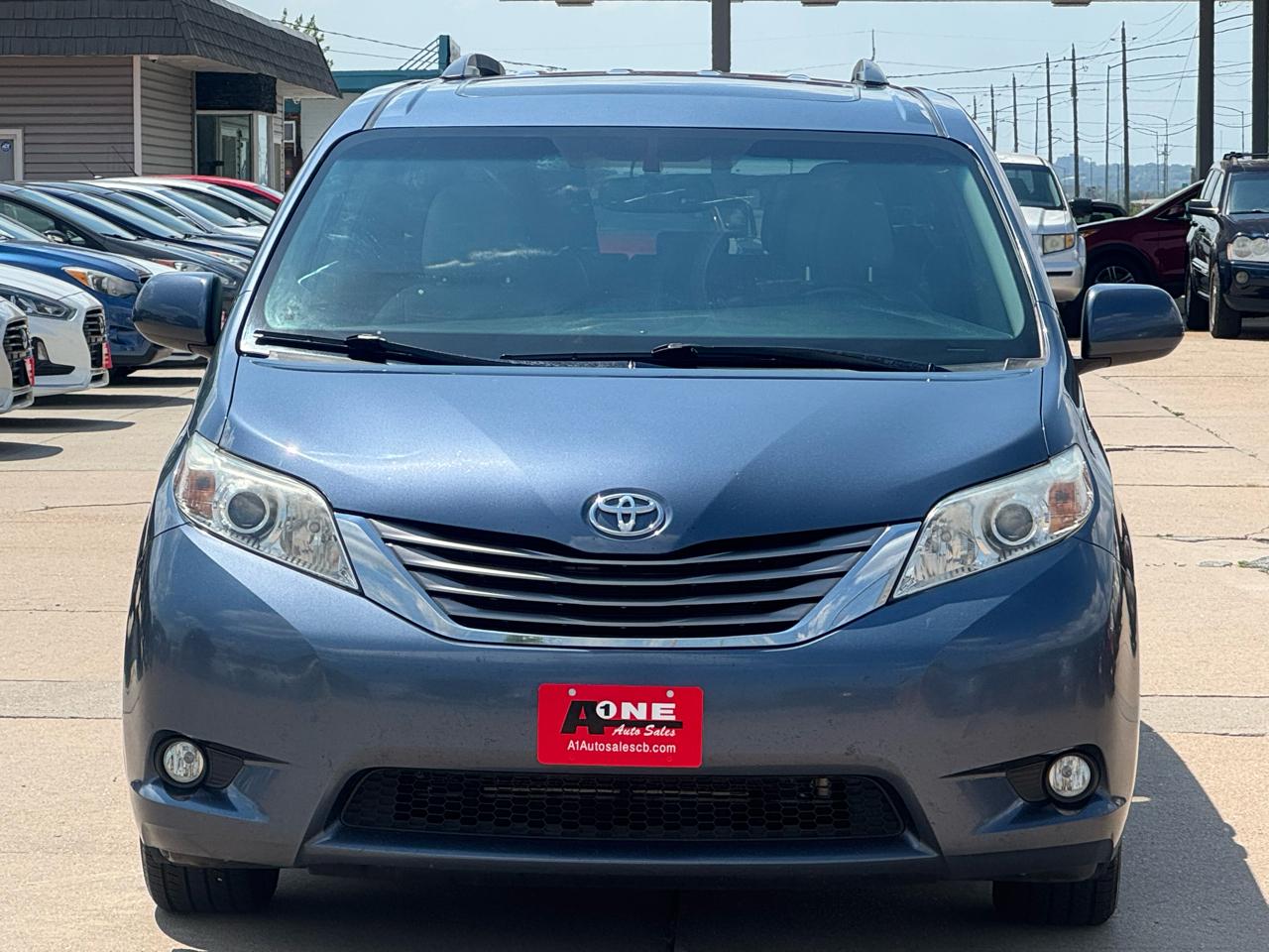 Toyota Sienna  2015