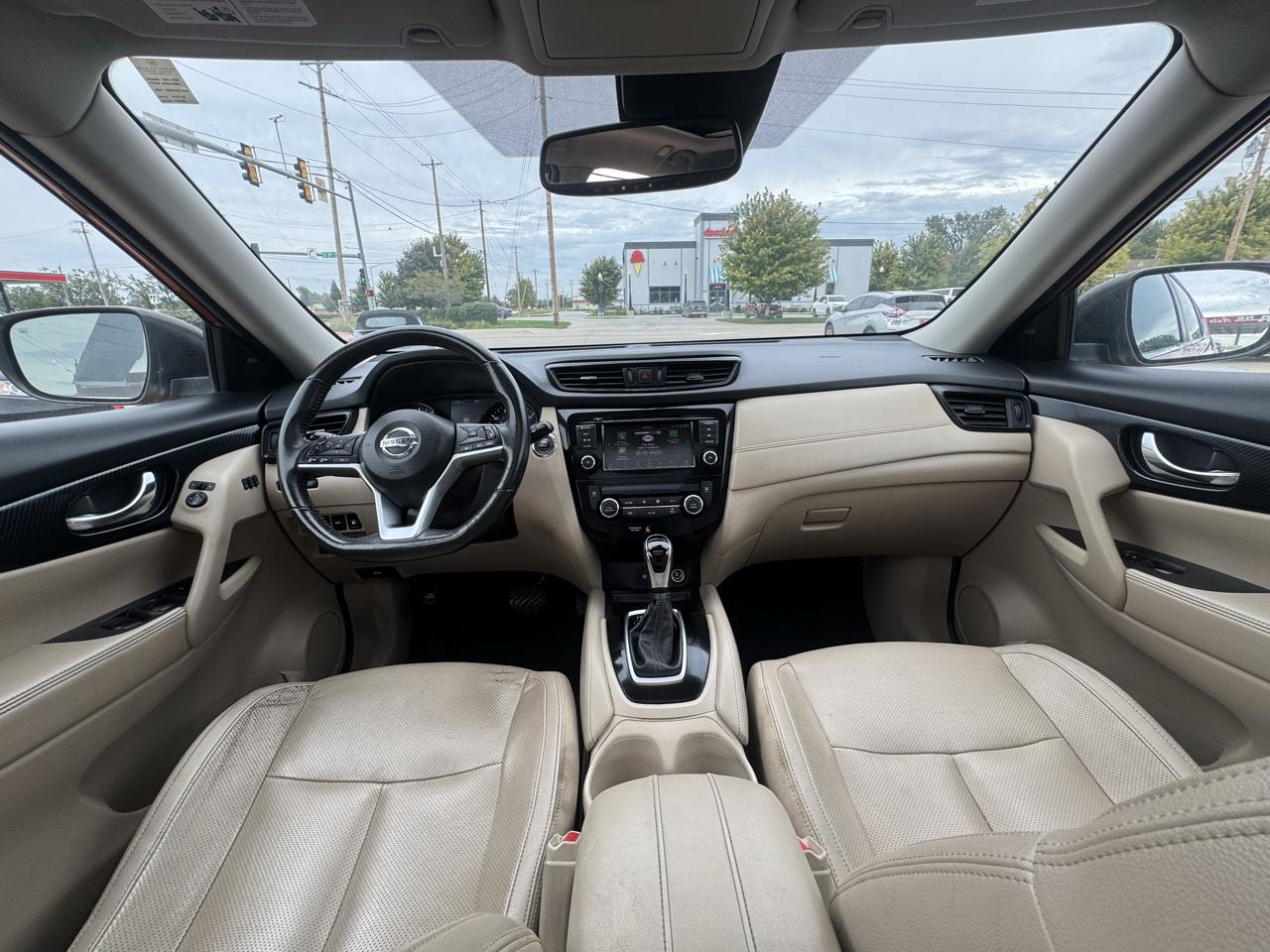 Nissan Rogue photo 11