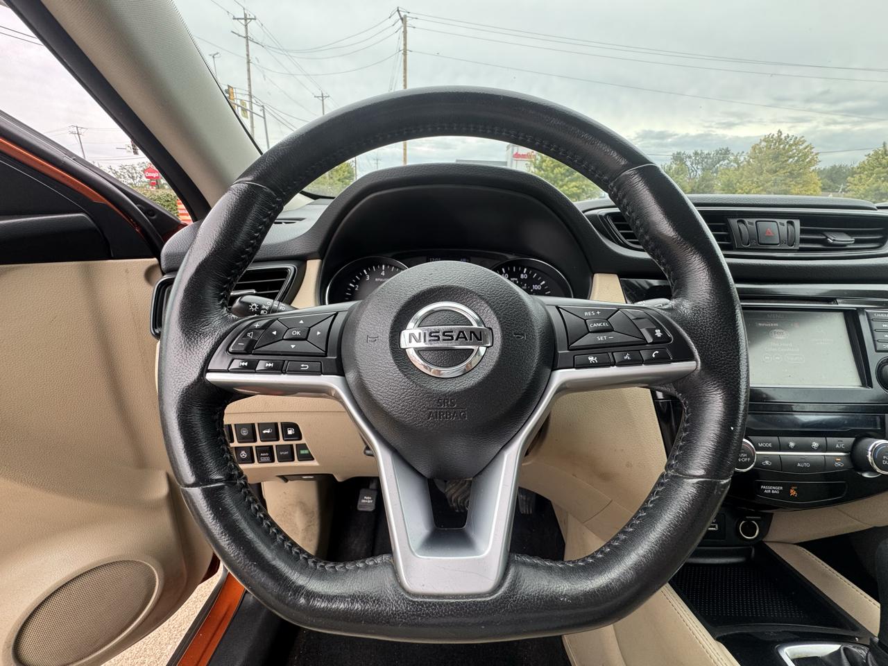 Nissan Rogue photo 12