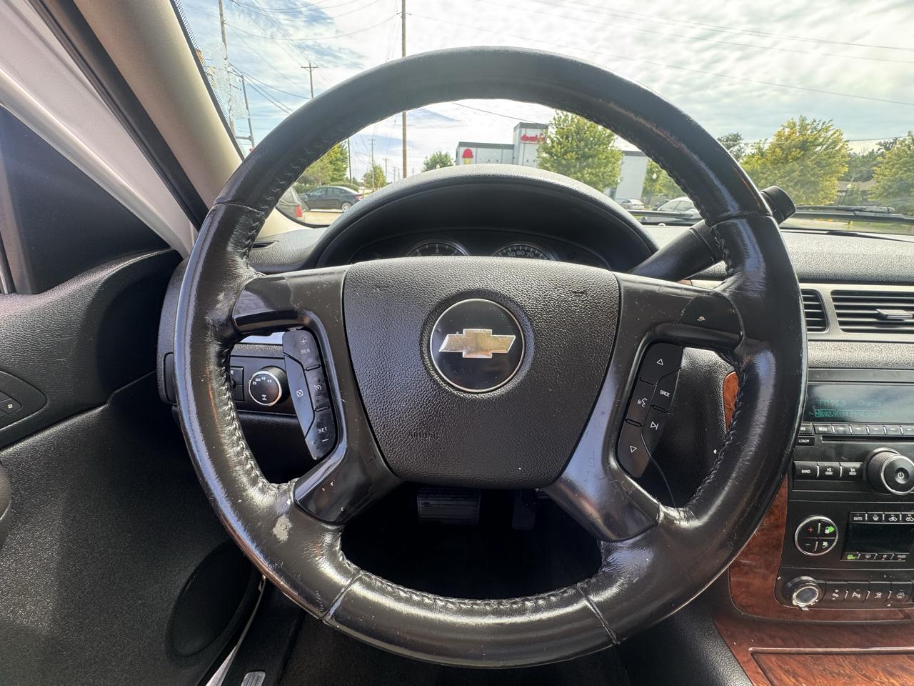 Chevrolet Avalanche 4WD Crew Cab 130" LTZ 2007