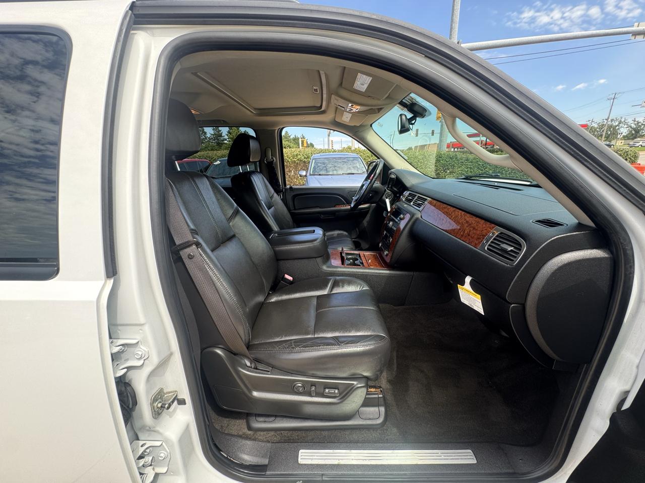 Chevrolet Avalanche 4WD Crew Cab 130" LTZ 2007