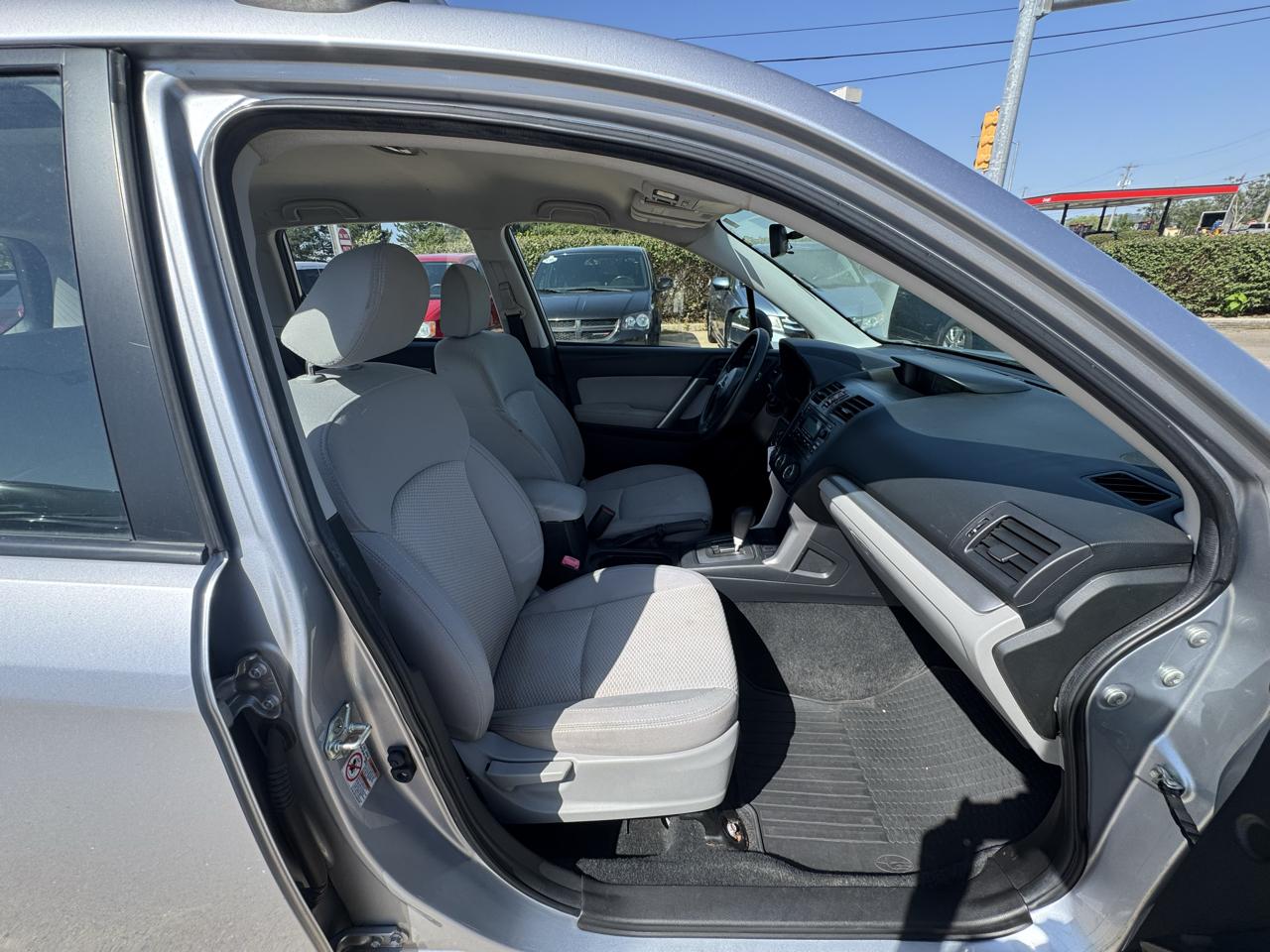 Subaru Forester 4dr CVT 2.5i PZEV 2015