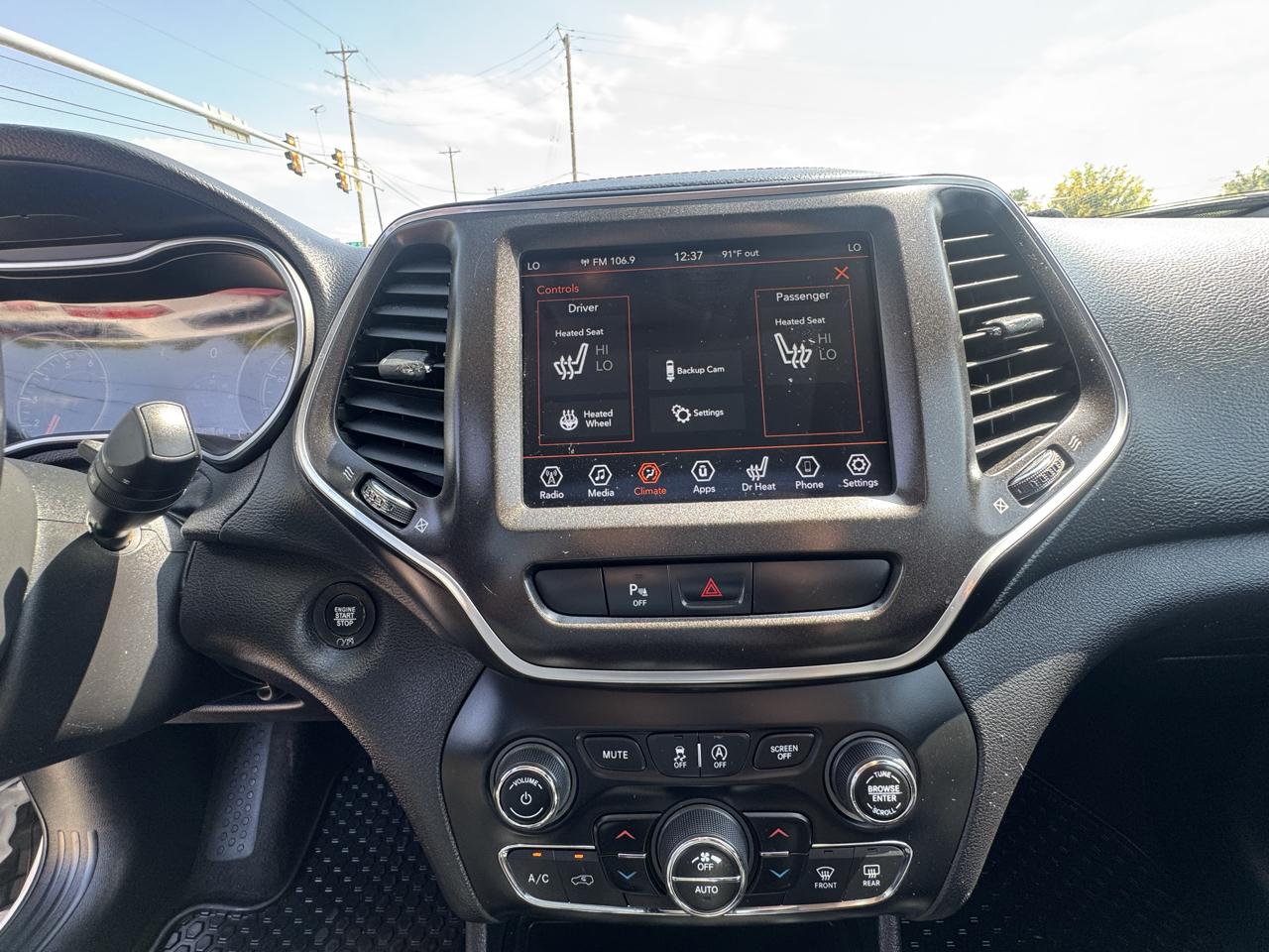 Jeep Cherokee photo 10