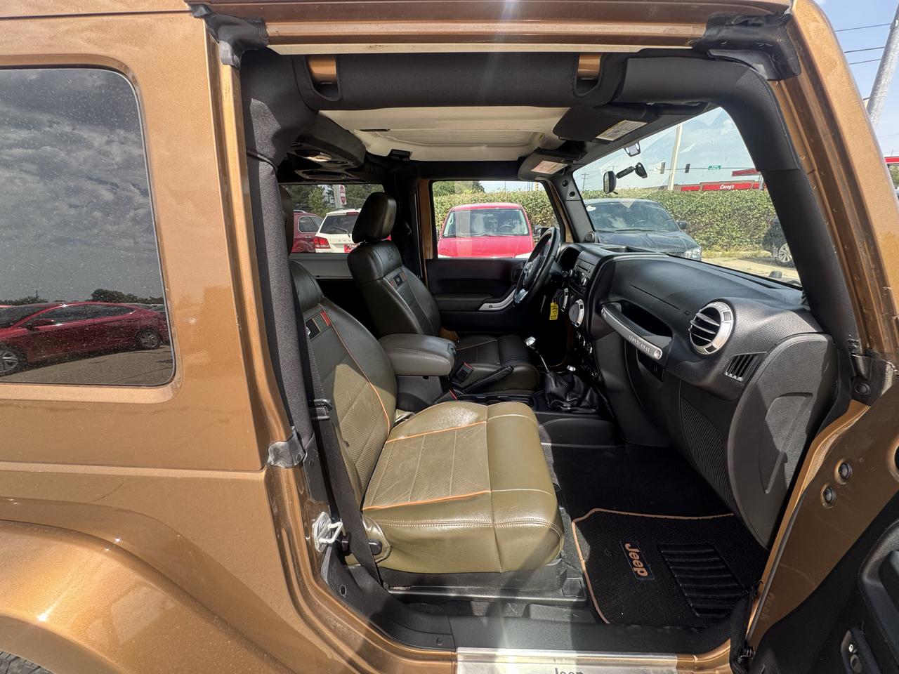 Jeep Wrangler 4WD 2dr 70th Anniversary *Ltd Avail* 2011