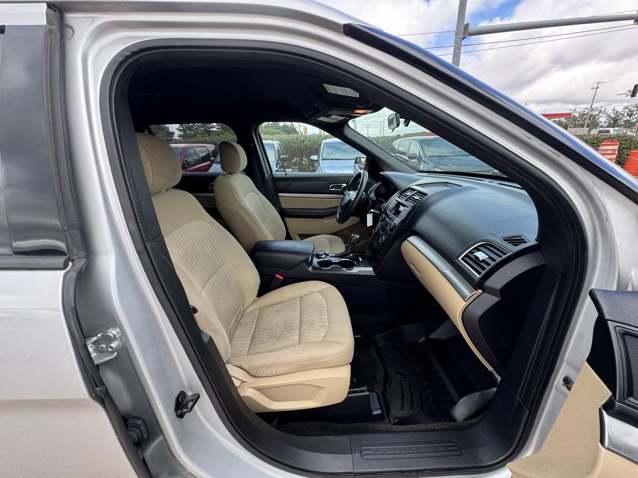 Ford Explorer Base 4WD 2017