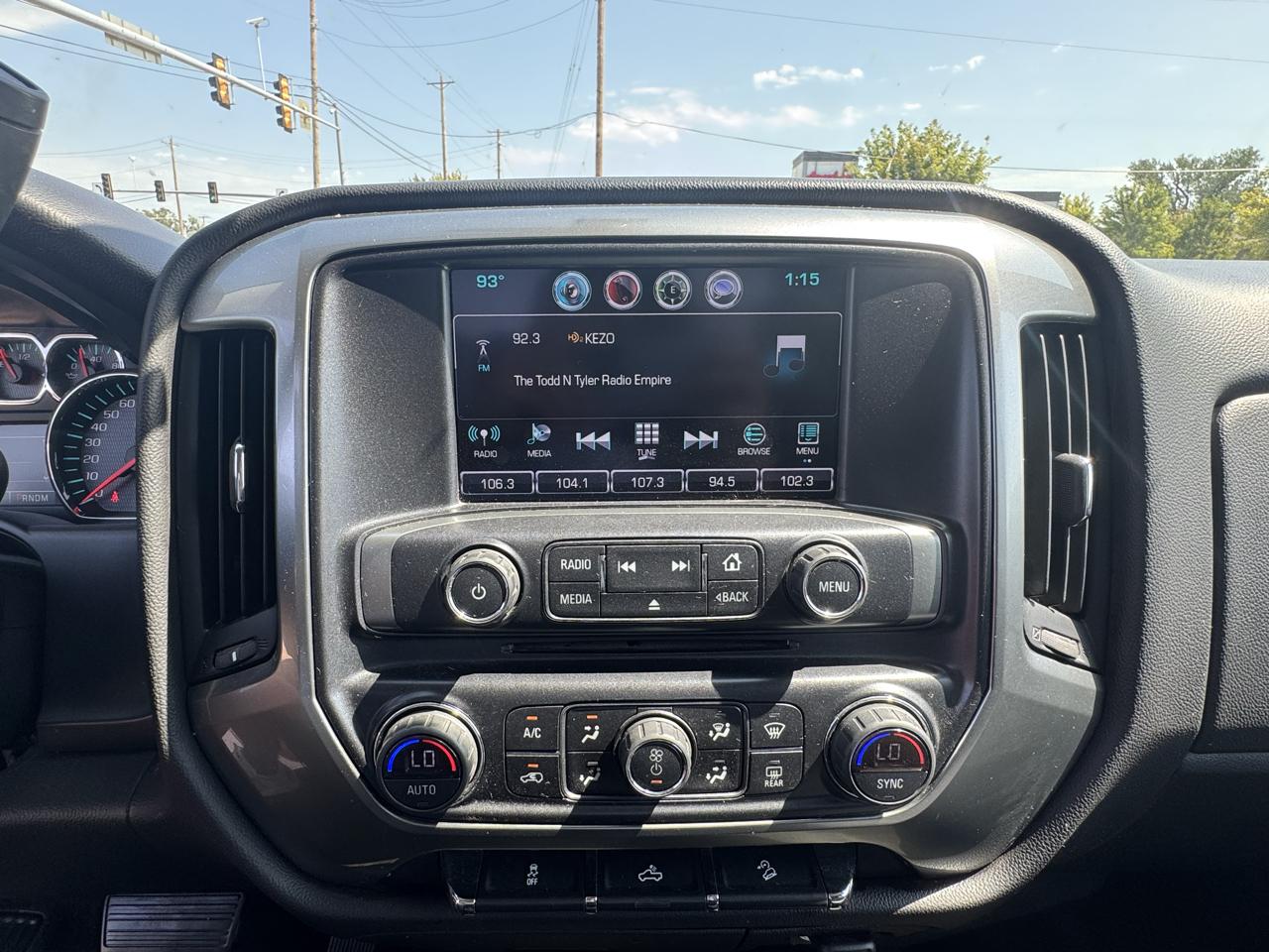 Chevrolet Silverado 1500 4WD Crew Cab 143.5" LT w/2LT 2016