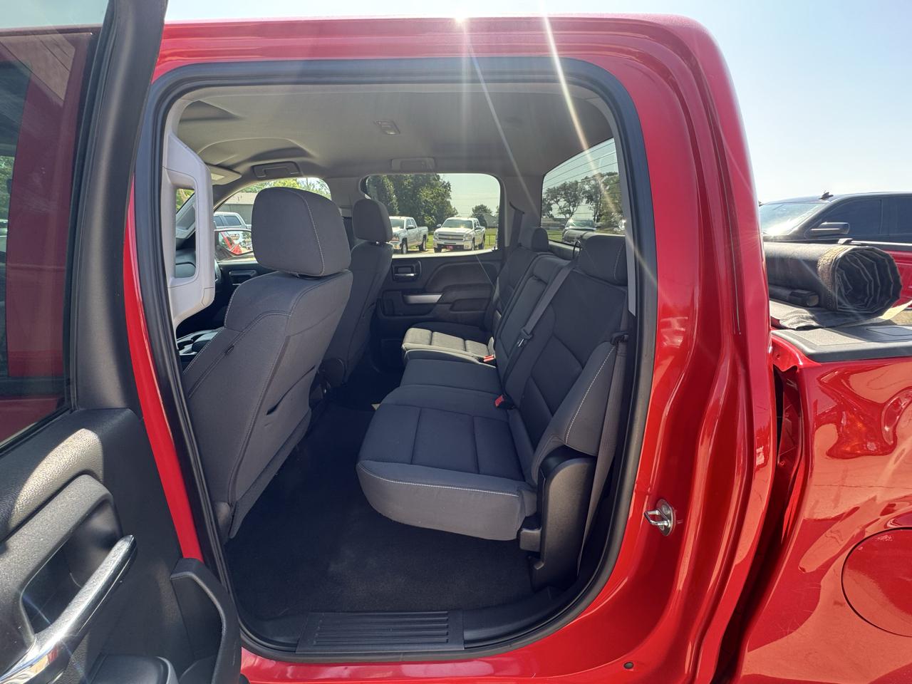 Chevrolet Silverado 1500 4WD Crew Cab 143.5" LT w/2LT 2016