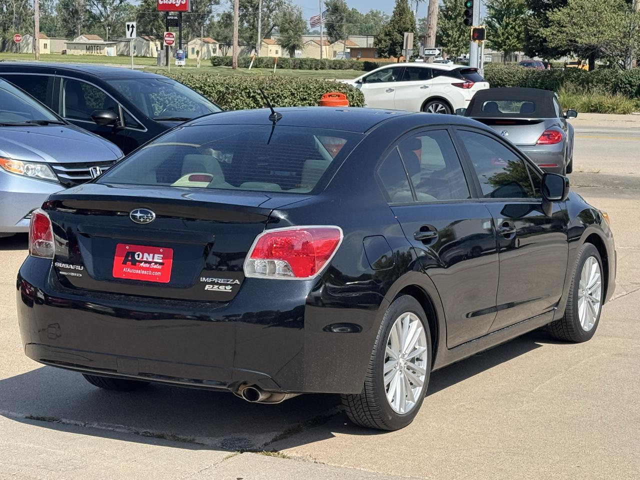 Subaru Impreza Sedan 4dr Auto 2.0i Premium 2014