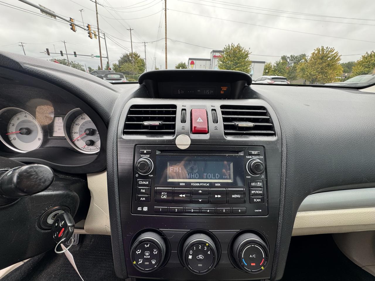 Subaru Impreza Sedan 4dr Auto 2.0i Premium 2014