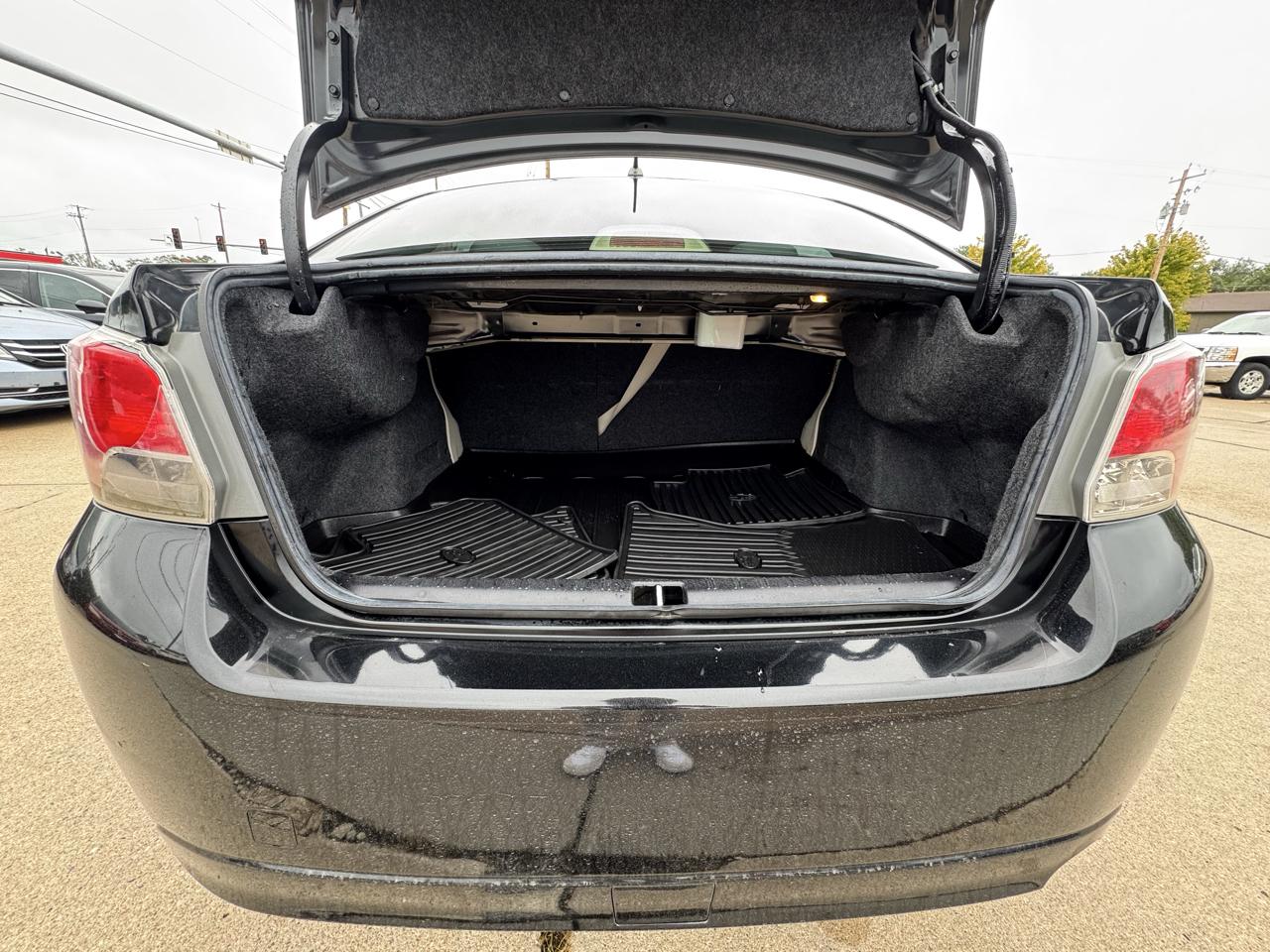 Subaru Impreza Sedan 4dr Auto 2.0i Premium 2014