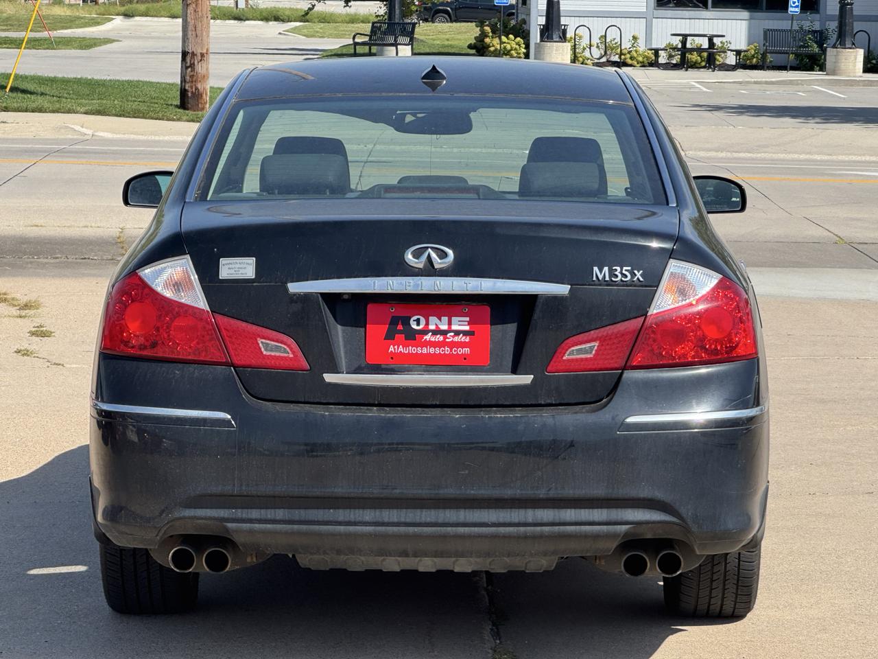 Infiniti M35 4dr Sdn AWD 2009
