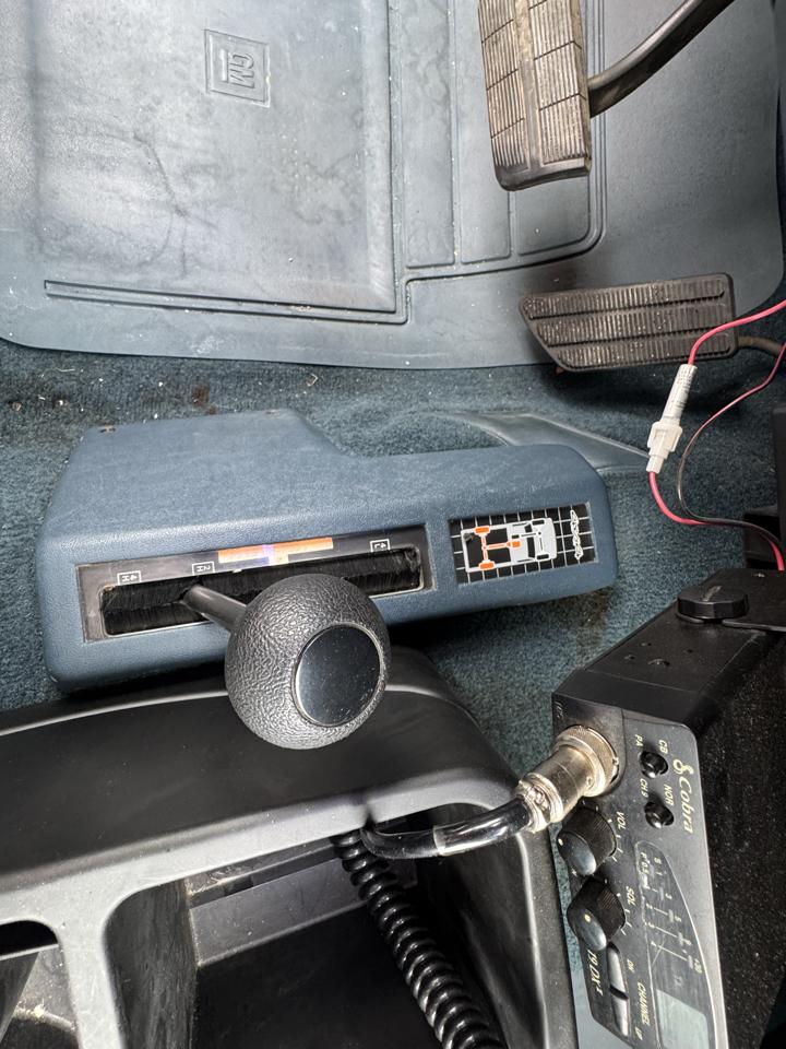 Chevrolet C/K1500 photo 12