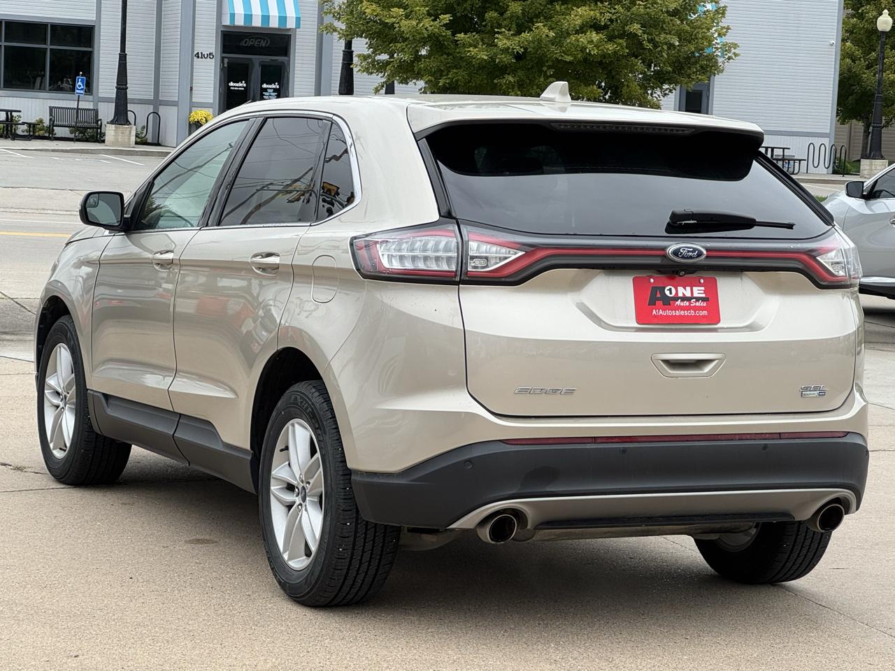 Ford Edge photo 8