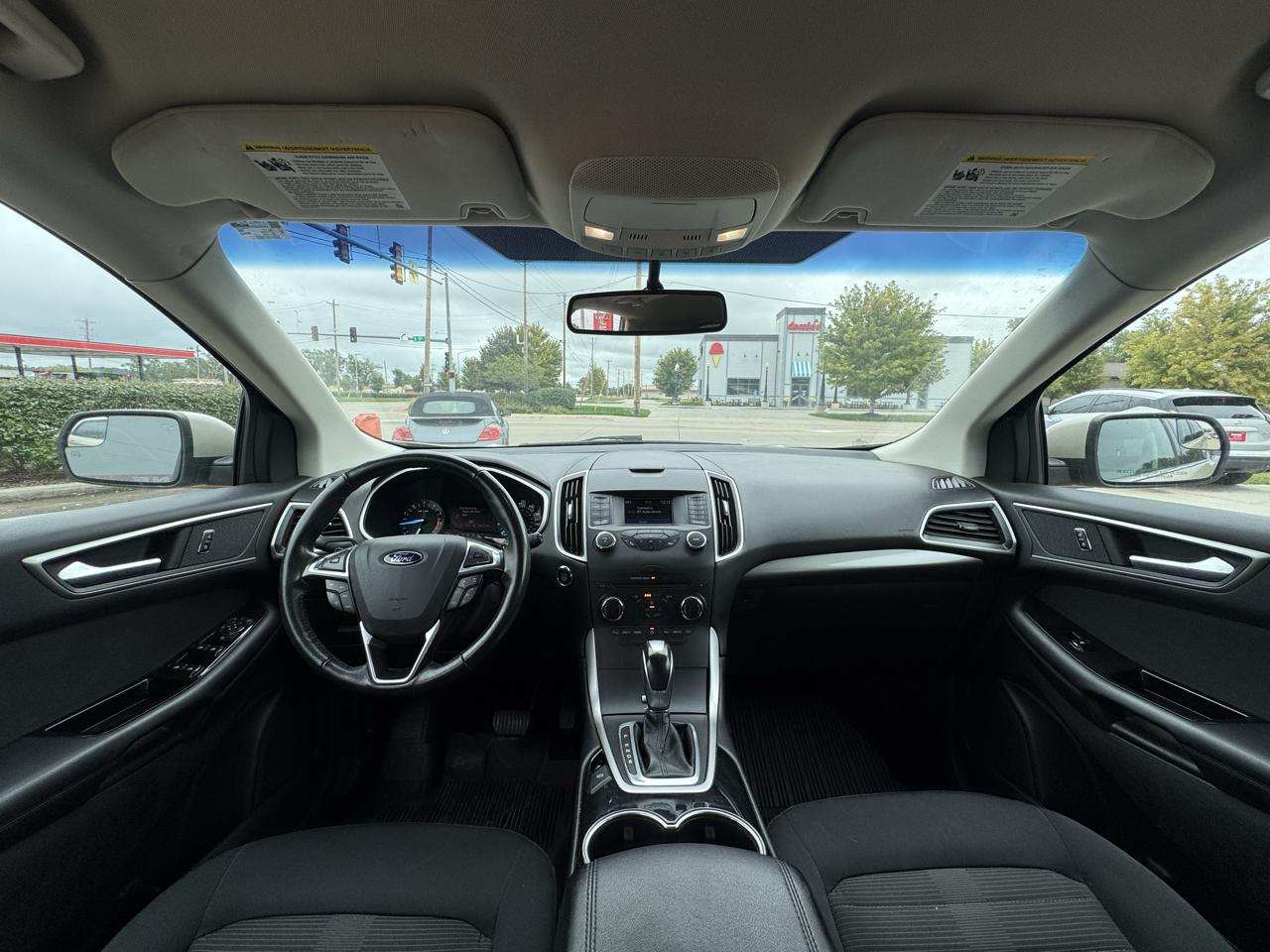 Ford Edge photo 10